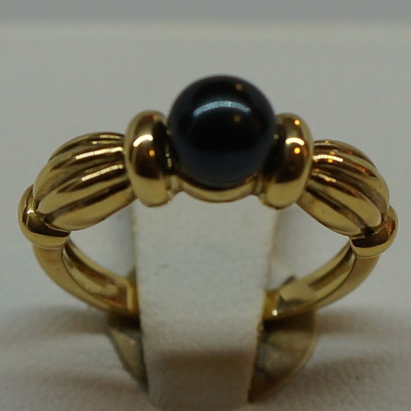 18KY Gold Tiffany Pearl Ring - Picture 3 of 7